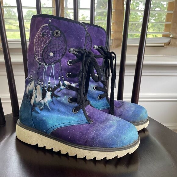 Yes We Vibe Yin Yang Galaxy Dream Catcher Boot $160 7.5 W 6 M EU 39 - Picture 1 of 8